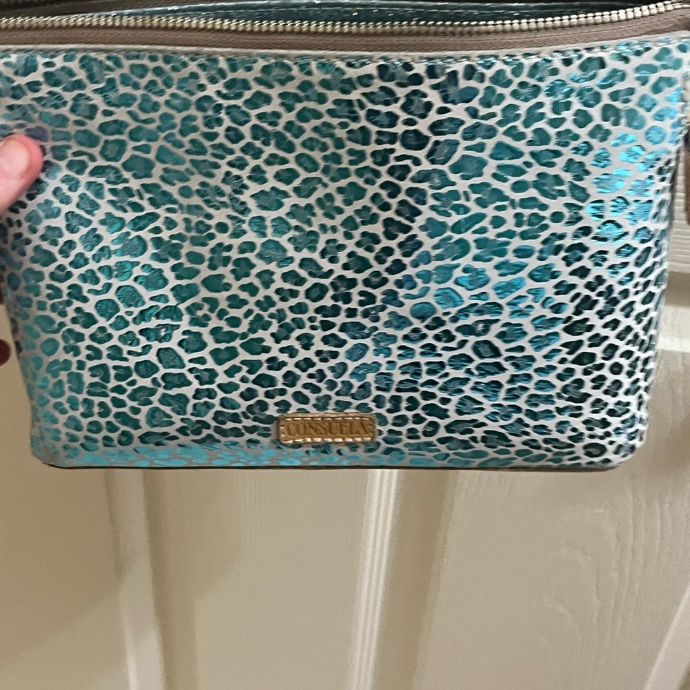 Consuela Kat cross body